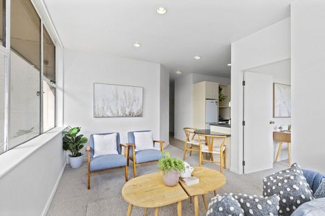 Photo of property in Terrace Tower Apartments, 8e/126 The Terrace, Wellington Central, Wellington, 6011