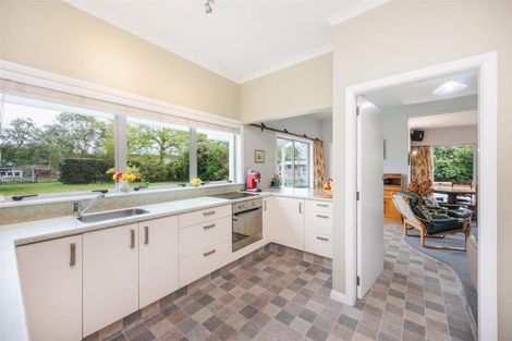 Photo of property in 68 Skerman Street, Marton, 4710