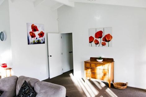 Photo of property in 78 Gemstone Drive, Birchville, Upper Hutt, 5018