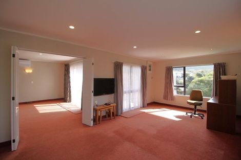Photo of property in 31 Coates Street, Tawa, Wellington, 5028