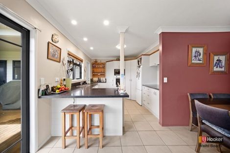 Photo of property in 10 Marine Avenue, Waihi Beach, 3611