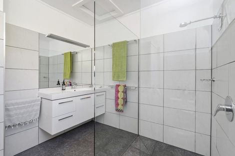 Photo of property in 11 Hope Avenue, Russell, 0202