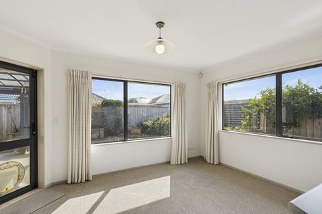Photo of property in 3 William Noel Place, Waikanae Beach, Waikanae, 5036