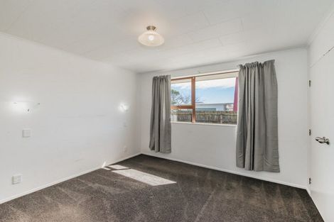 Photo of property in 62a Mazengarb Road, Paraparaumu Beach, Paraparaumu, 5032