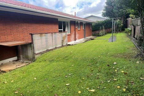 Photo of property in 1/15 Sandiacre Way, Browns Bay, Auckland, 0630