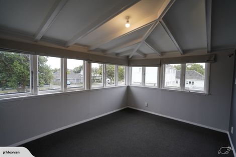 Photo of property in 324 College Street, West End, Palmerston North, 4410