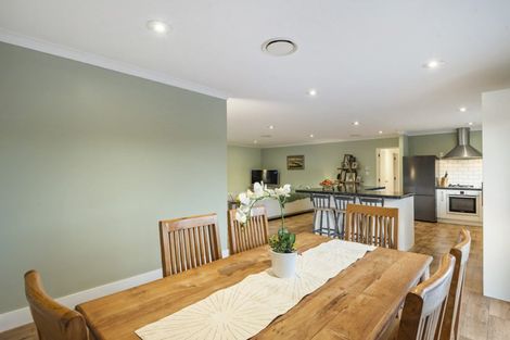 Photo of property in 974 Kahikatea Flat Road, Waitoki, Kaukapakapa, 0871