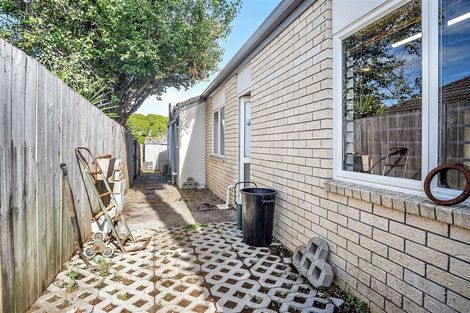 Photo of property in 8 Saint Leger Crescent, Huntington Park, Auckland, 2013