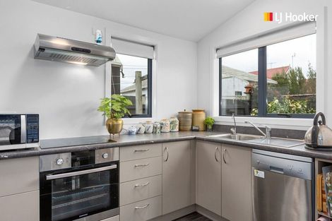 Photo of property in 82 Bay View Road, South Dunedin, Dunedin, 9012