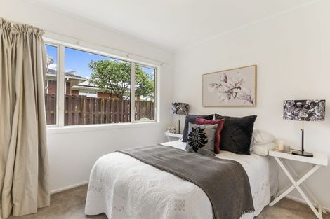 Photo of property in 2 Ashdown Place, Pahurehure, Papakura, 2113