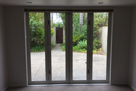 Photo of property in 7 Gillett Place, Botany Downs, Auckland, 2014