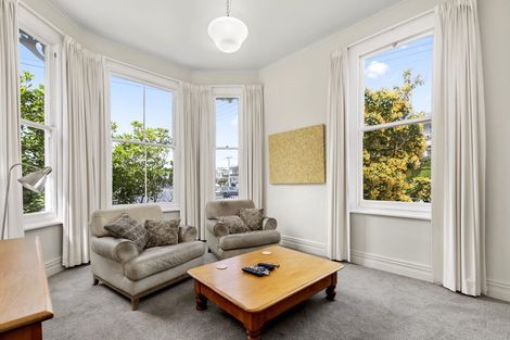 Photo of property in 1 Arawa Avenue, Devonport, Auckland, 0624