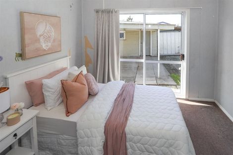 Photo of property in 14 Charles Road, Hannahs Bay, Rotorua, 3010