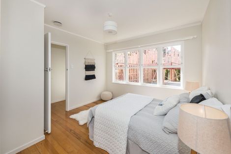 Photo of property in 3/3 Penzance Road, Mairangi Bay, Auckland, 0630