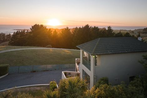 Photo of property in 306 Scarborough Street, Kaikoura, 7300