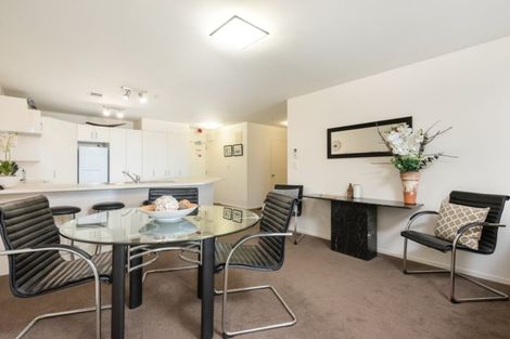 Photo of property in 5/3 Maunganui Road, Mount Maunganui, 3116