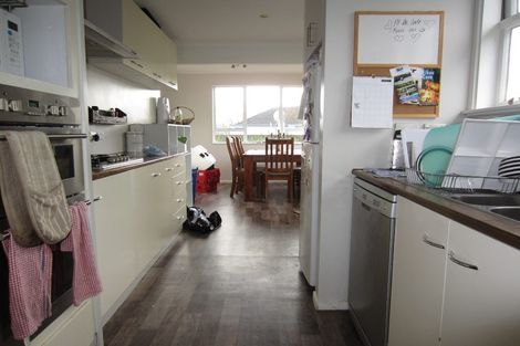 Photo of property in 85 Alfred Street, Fairfield, Hamilton, 3214