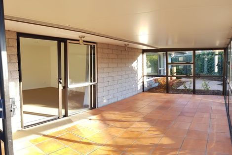 Photo of property in 2 O'halloran Drive, Halswell, Christchurch, 8025