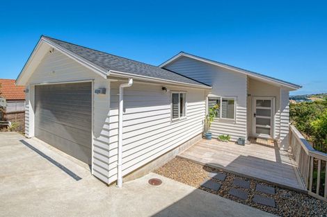 Photo of property in 135 Alec Craig Way, Gulf Harbour, Whangaparaoa, 0930