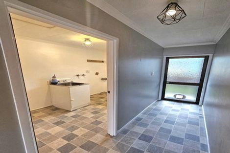 Photo of property in 23 Humphries Street, Inglewood, 4330