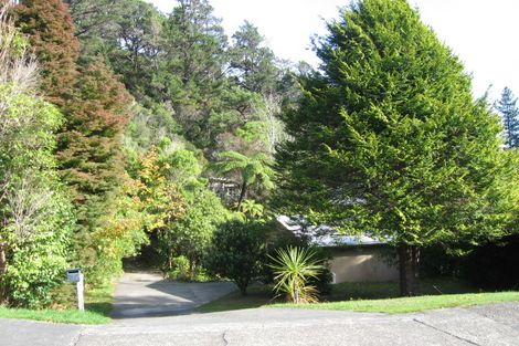 Photo of property in 112 Manuka Street, Stokes Valley, Lower Hutt, 5019