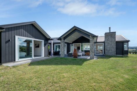 Photo of property in 4 Harrier Lane, Kinloch, Taupo, 3377