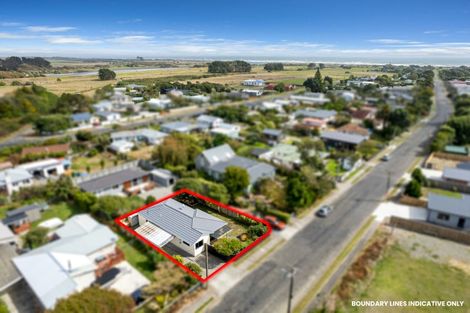 Photo of property in 101a Atkinson Avenue, Otaki Beach, Otaki, 5512
