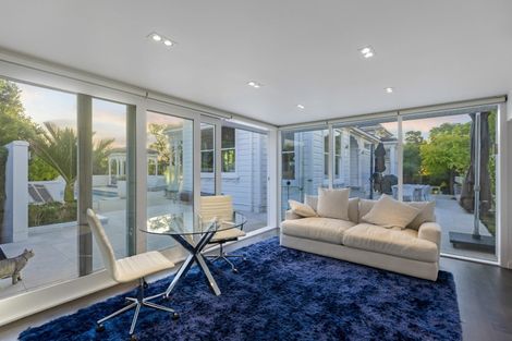 Photo of property in 306 Jervois Road, Herne Bay, Auckland, 1011