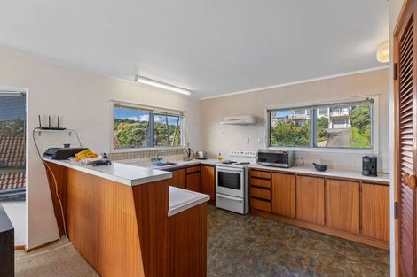 Photo of property in 8 De Luen Avenue, Tindalls Beach, Whangaparaoa, 0930