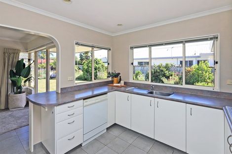 Photo of property in 6 Brompton Drive, Taradale, Napier, 4112