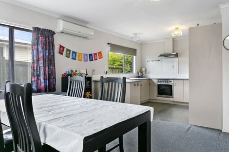 Photo of property in 2/10 Elizabeth Street, Tauhara, Taupo, 3330