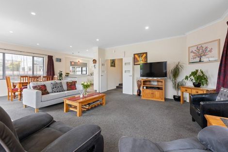 Photo of property in 14 Annandale Street, Lynmouth, New Plymouth, 4310