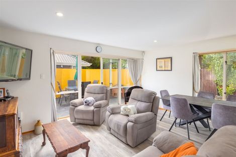 Photo of property in 2/41a Laurence Street, Waltham, Christchurch, 8011