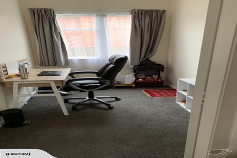 Photo of property in 28 Davidson Crescent, Tawa, Wellington, 5028