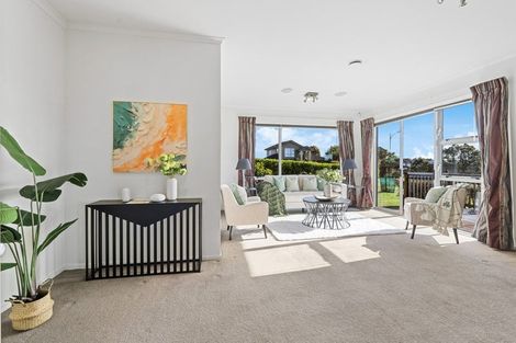Photo of property in 13 Anchorite Way, Red Beach, 0932