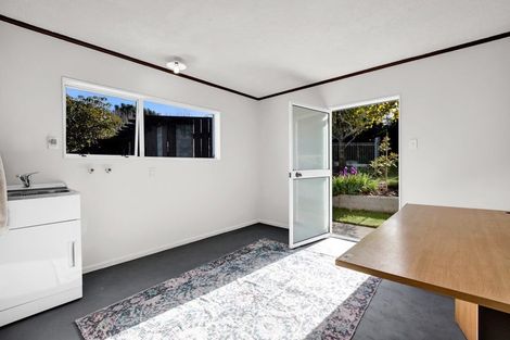 Photo of property in 21 Villa Place, Bell Block, New Plymouth, 4312