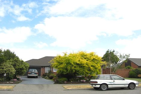 Photo of property in 10 Forest Drive, Parklands, Christchurch, 8083