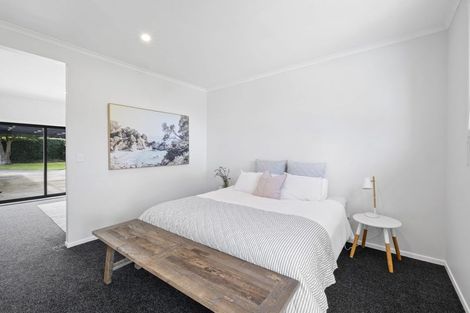 Photo of property in 304 Mangorei Road, Merrilands, New Plymouth, 4312