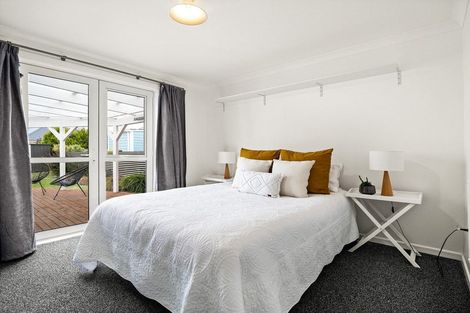 Photo of property in 272 Oxford Street, South Dunedin, Dunedin, 9012