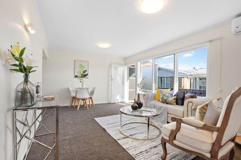 Photo of property in 2/62 Abbotts Way, Remuera, Auckland, 1050