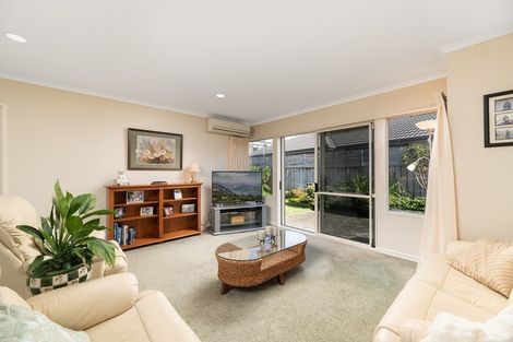 Photo of property in 16 Laguna Key, Papamoa Beach, Papamoa, 3118