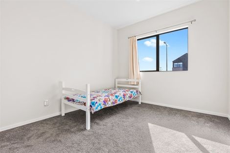 Photo of property in 28 Jutland Road, Pukekohe, 2120