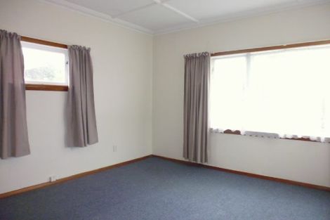 Photo of property in 39 Kings Crescent, Hutt Central, Lower Hutt, 5010