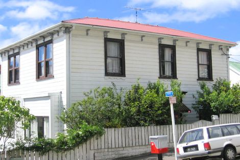 Photo of property in 305 The Terrace, Te Aro, Wellington, 6011