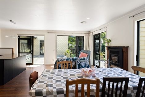 Photo of property in 4 Captain Wood Avenue, Whitianga, 3510