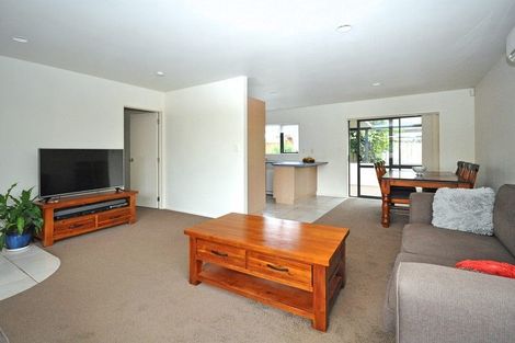 Photo of property in 11a Carnoustie Drive, Wattle Downs, Auckland, 2103
