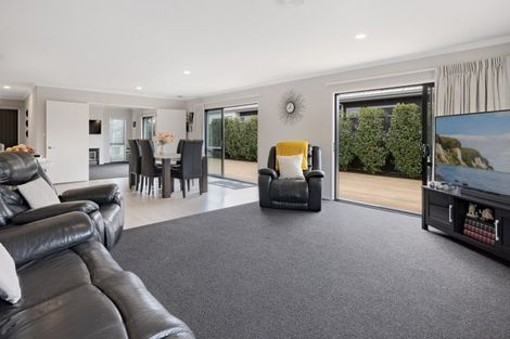 Photo of property in 20 Montia Close, Papamoa Beach, Papamoa, 3118