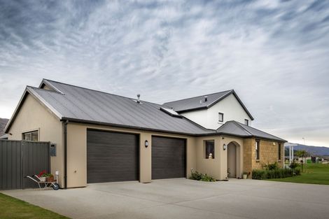 Photo of property in 1 Ash Lane, Cromwell, 9310