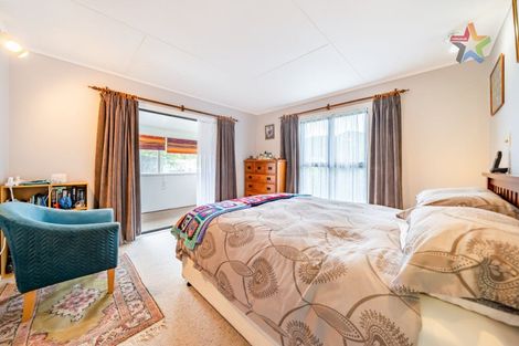 Photo of property in 325 Wellington Road, Wainuiomata, Lower Hutt, 5014