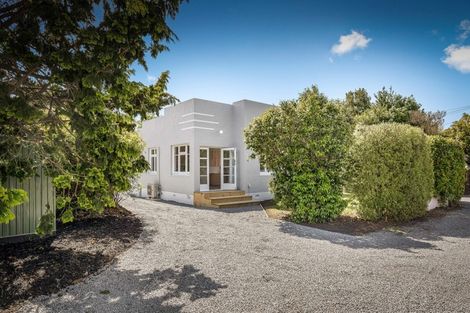 Photo of property in 10 Mcfaddens Road, St Albans, Christchurch, 8052